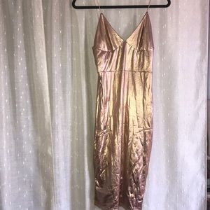 Gold Metallic Dress! Great fit. Will be steamed.